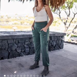 Women’s Purusha People unfurling joggers size xs